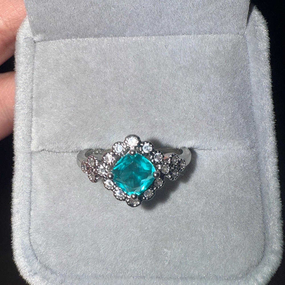 Bomb Party- Elegant Silver and Aquamarine Gemstone Ring Size 8